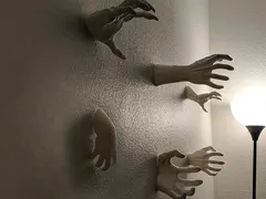 破墙而出的僵尸手装饰