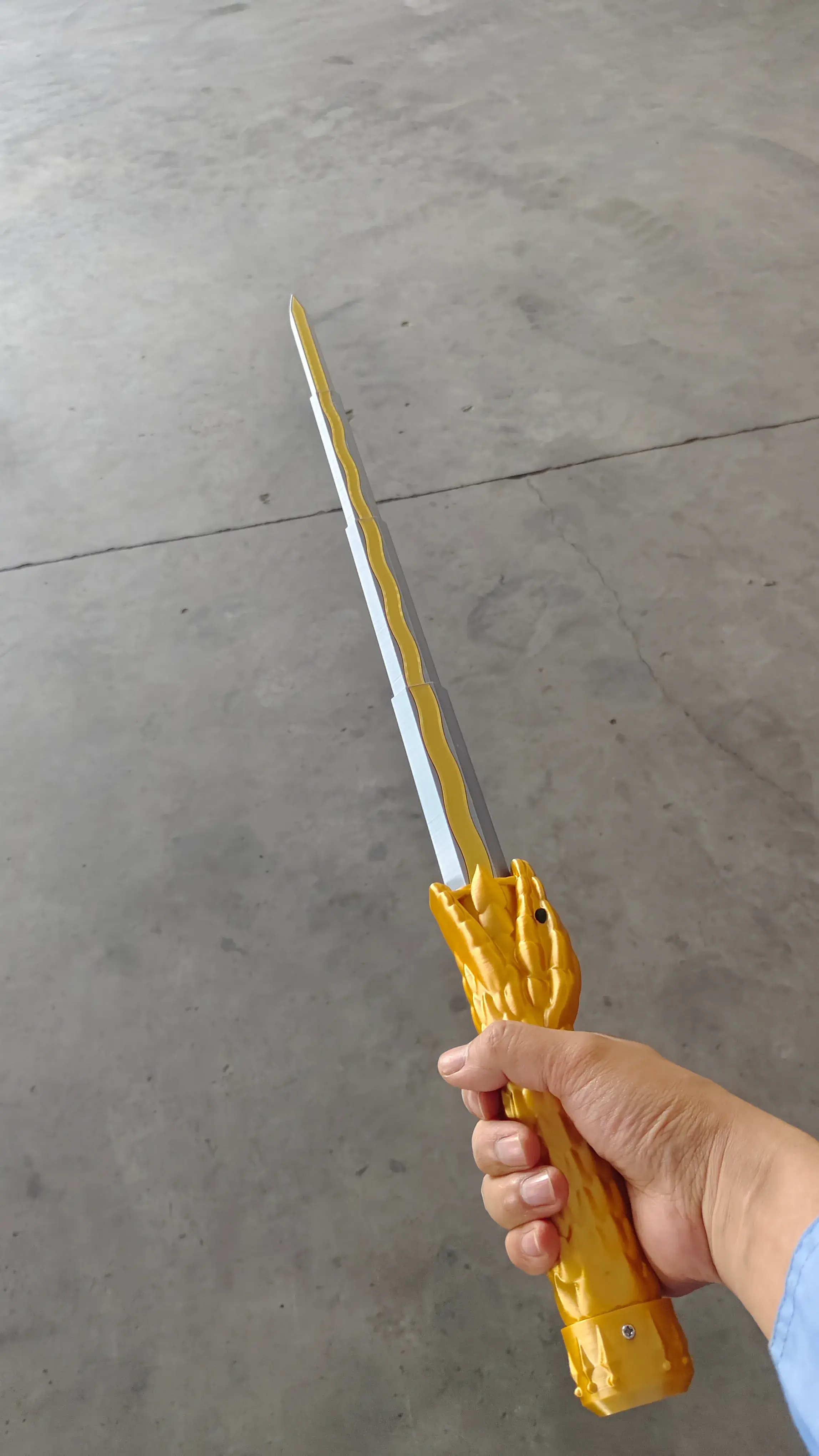 伸缩剑，灵蛇剑