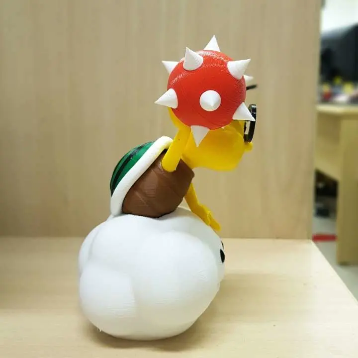 Mario游戏中的Lakitu-多色