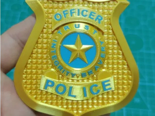 疯狂动物城警徽