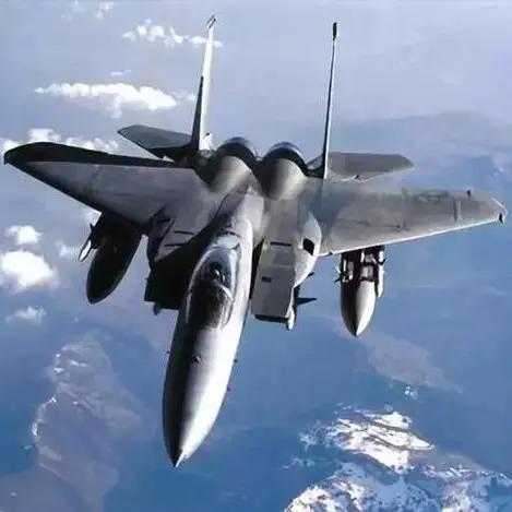 F-15战斗机
