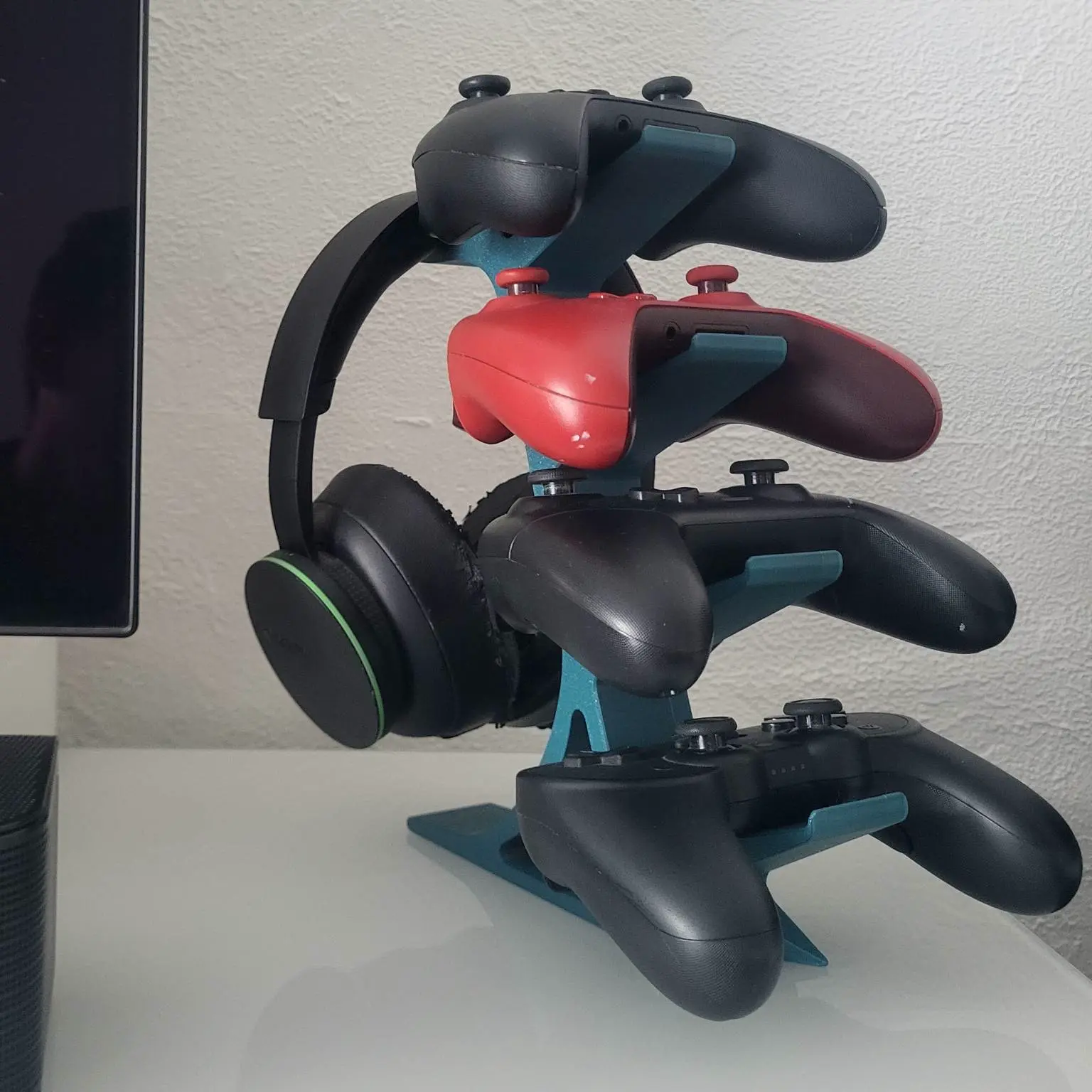 Gaming Stand