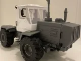 T-150K 拖拉机-0