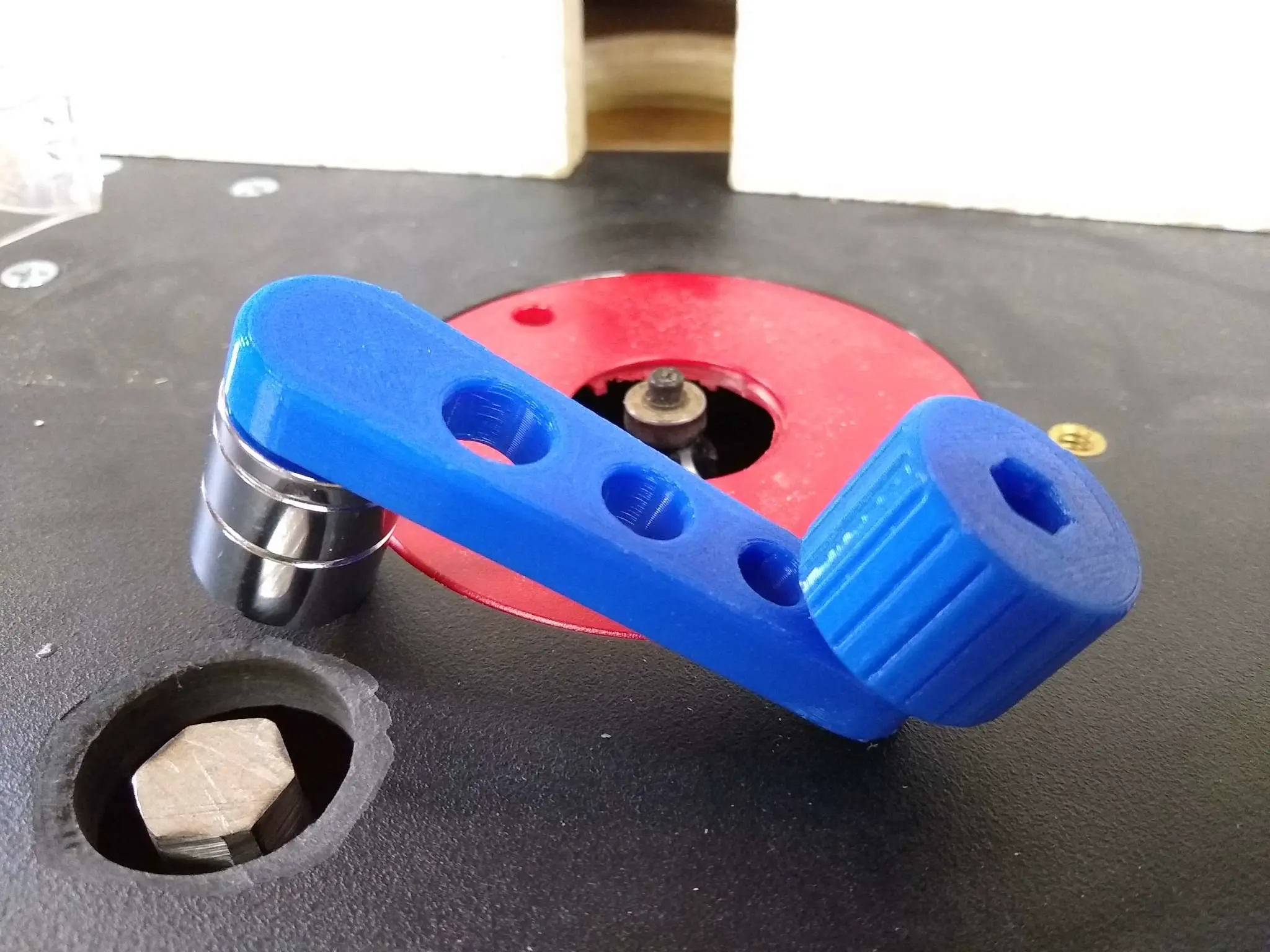 免费工具与零配件STL下载 - Hand Handle+Crank - Adam吉祥