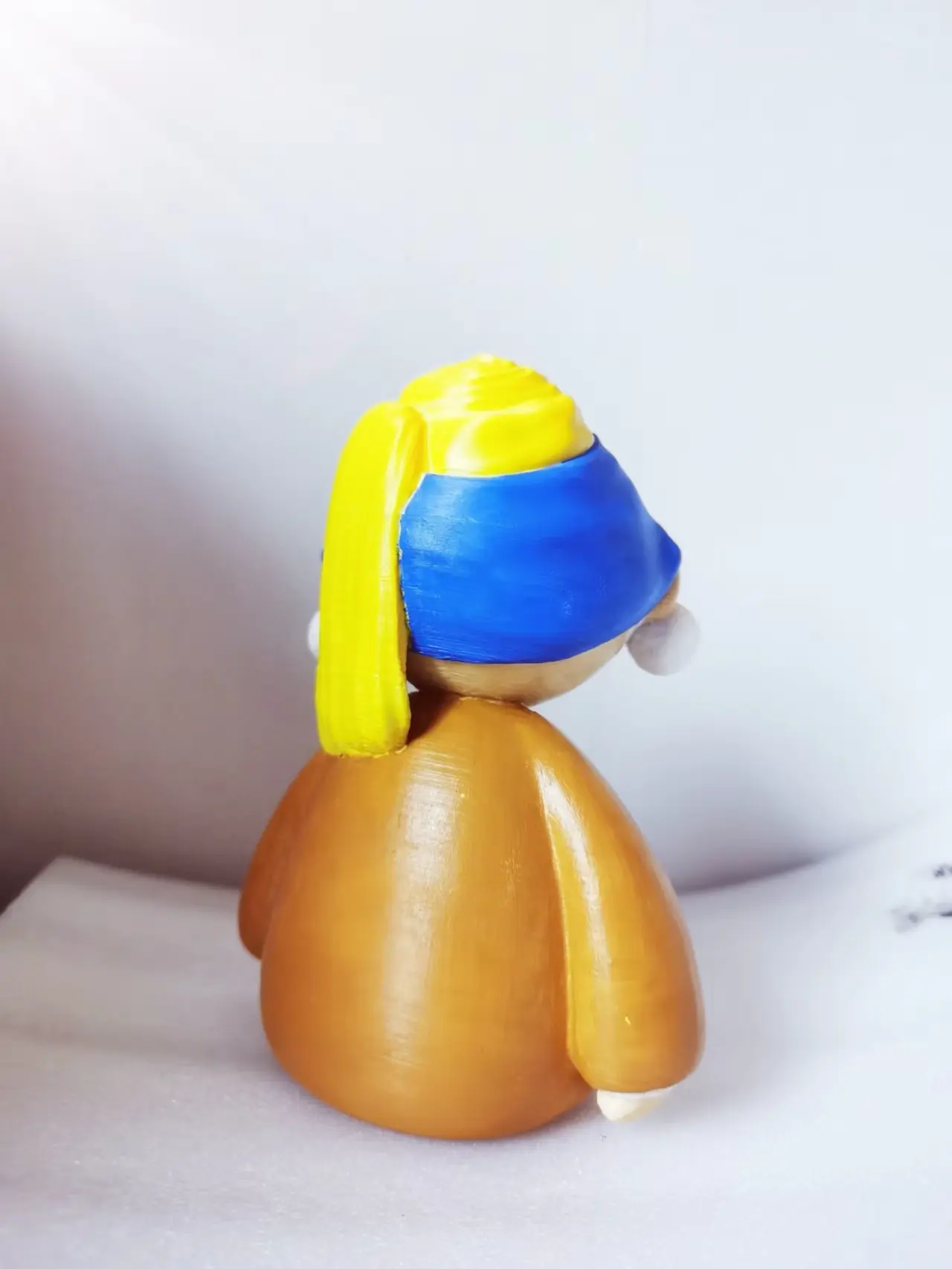 戴珍珠耳环的少女