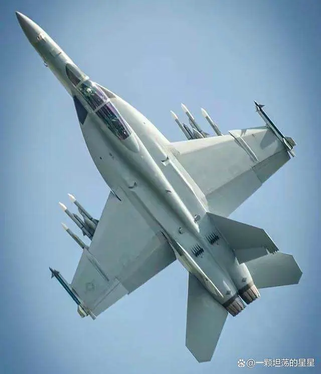 FA-18EF超级大黄蜂战斗机