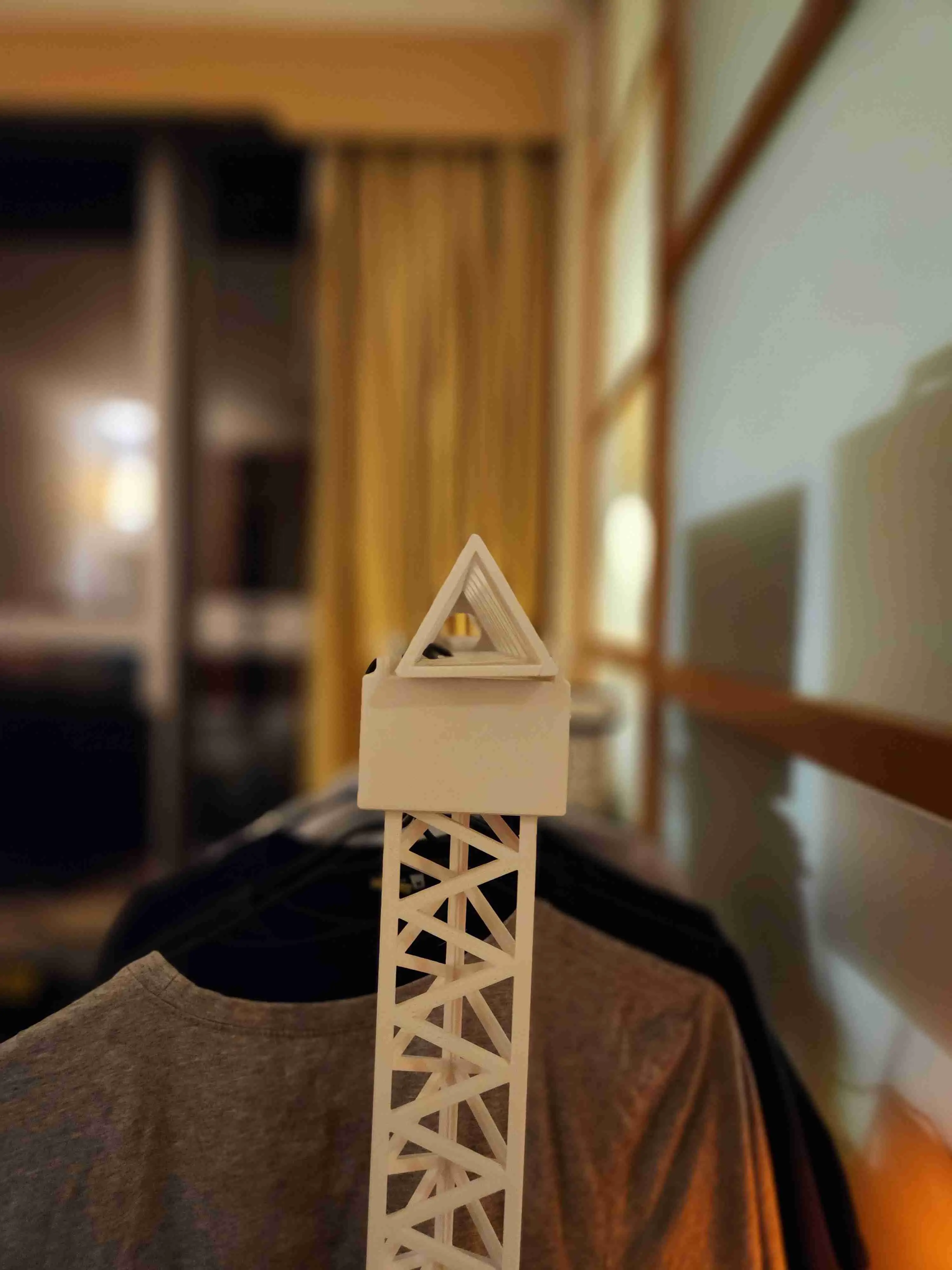 OPEN CLOTH HANGING UNIT INDUSTRIAL LOOK