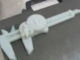 带转轮的游标卡尺-2