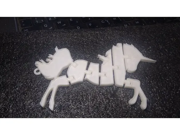 flexi可动飞奔的独角兽钥匙扣  Flexi_Unicorn_keychain