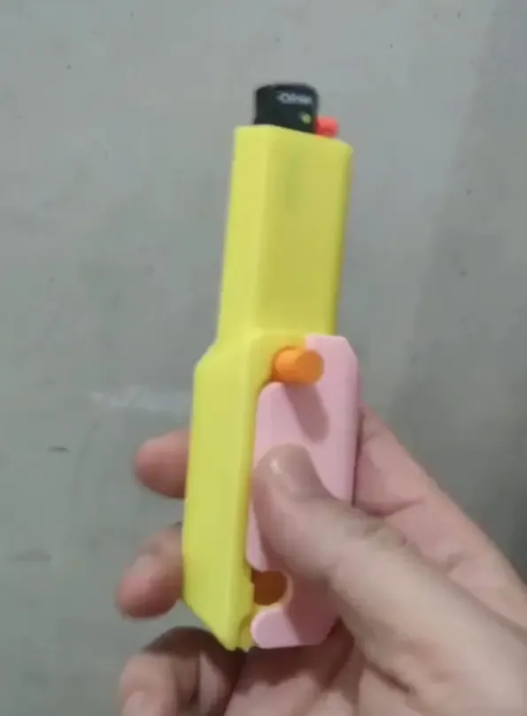伸缩萝卜打火机外套~