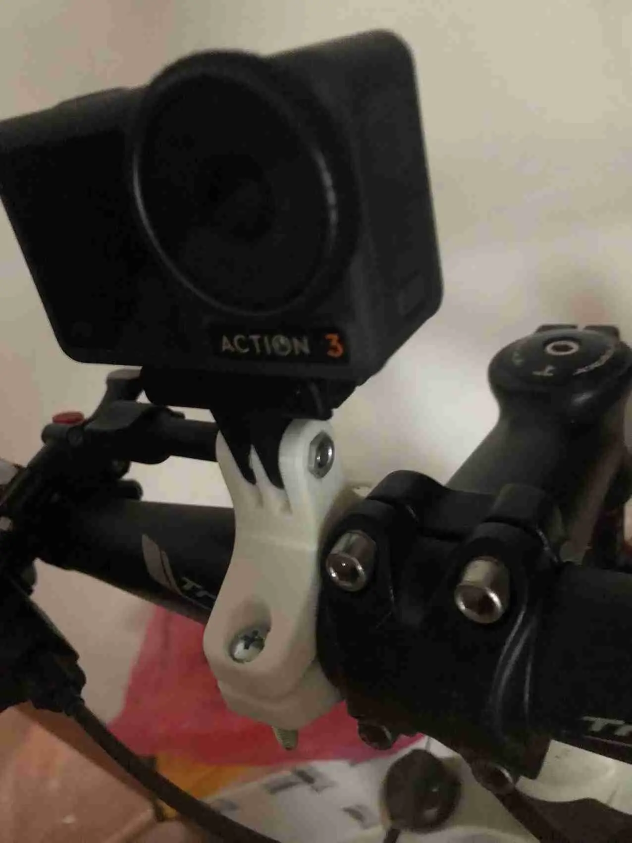 大疆Action3运动相机的自行车支架