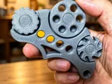 一体打印转轮玩具手把件解压玩具-3