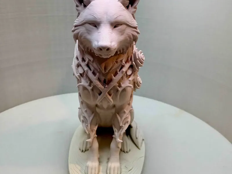 Rose-Thorn Wolf – The Guardian of Silent Bloom