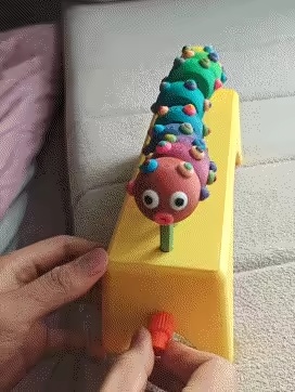 Biomimetic movable caterpillar