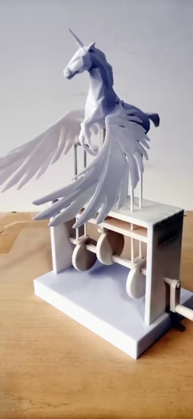 3D打印手摇解压玩具(翱翔的飞马)-0
