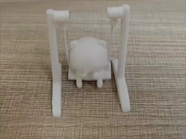 情侣熊系列-荡秋千吃冰淇淋的一二（Couple Bear-swing_ice cream_Yier）