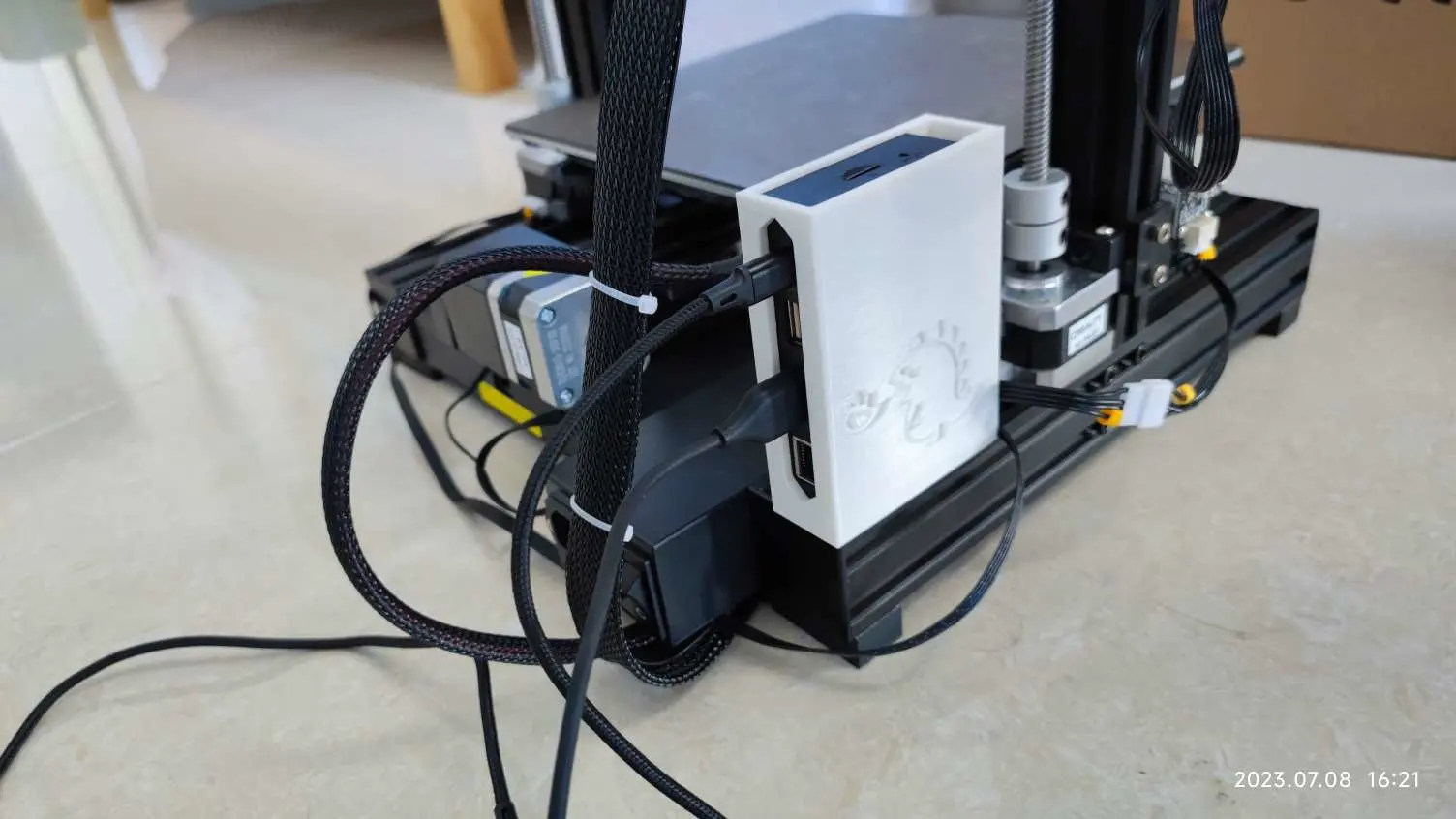 创想三维立式WiFi盒子支架、wifi box