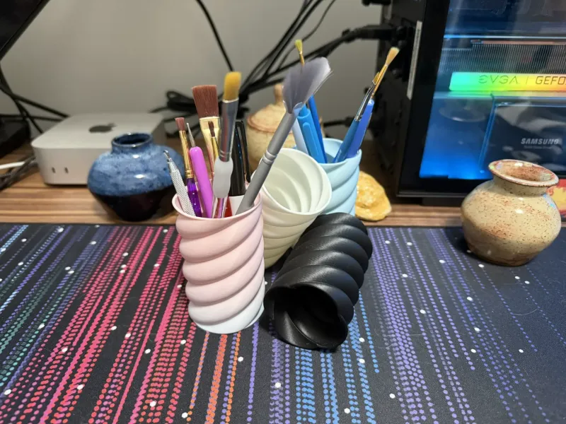 Spiral Pencil Tool Cup Holder