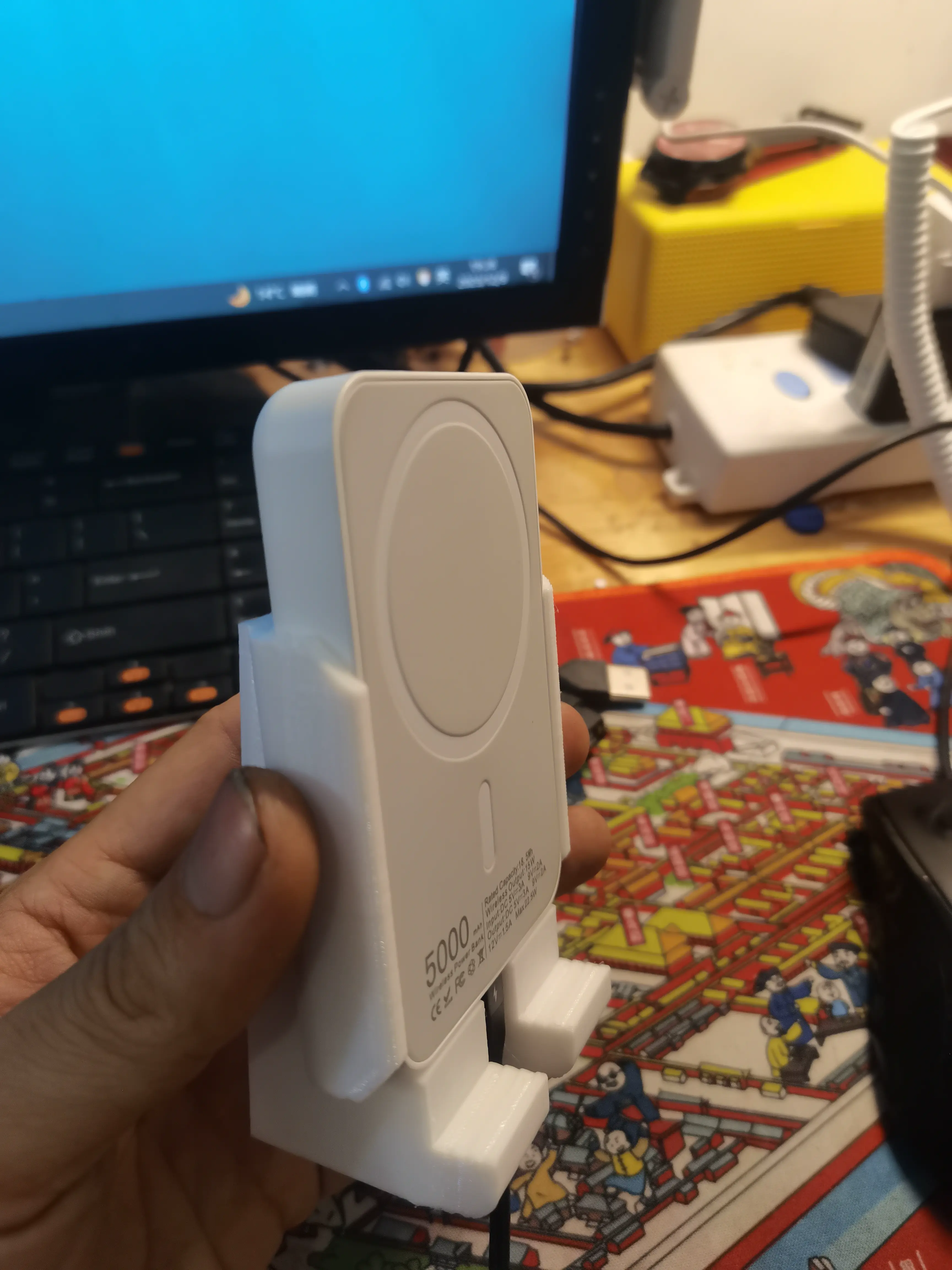 iphone苹果手机磁吸充电宝壁挂支架