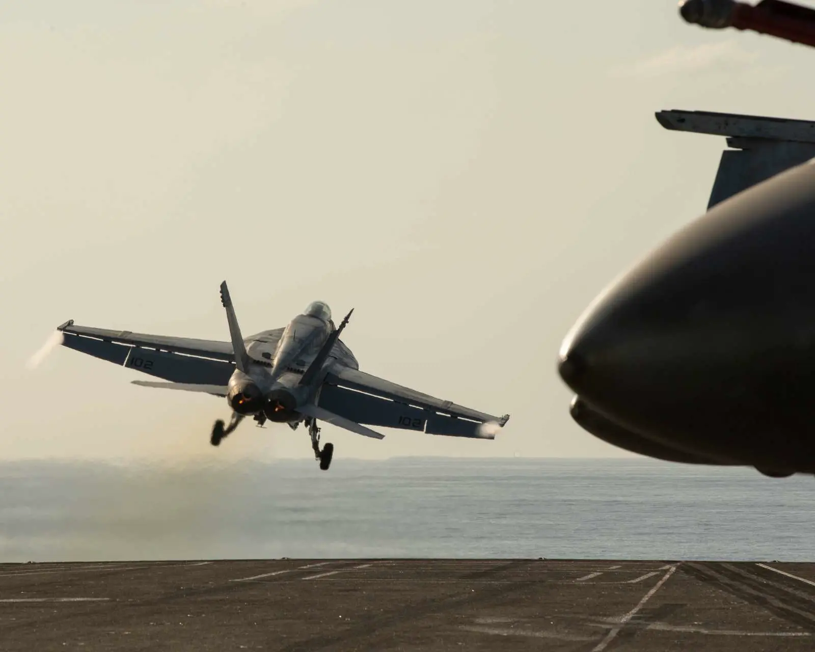 FA-18EF超级大黄蜂战斗机