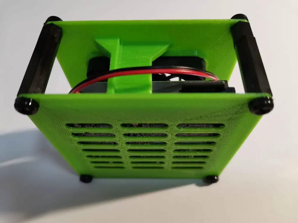Case for FriendlyArm / FriendlyElec NanoPi R2S with 40 mm x 