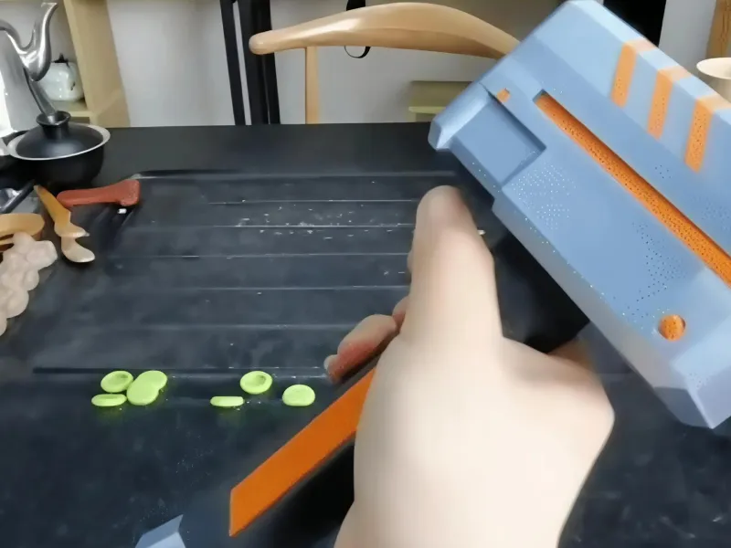 锤子发射器