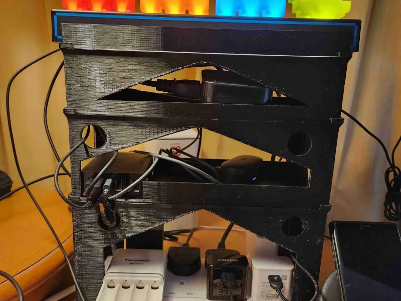 BED SIDE GADGET SHELF