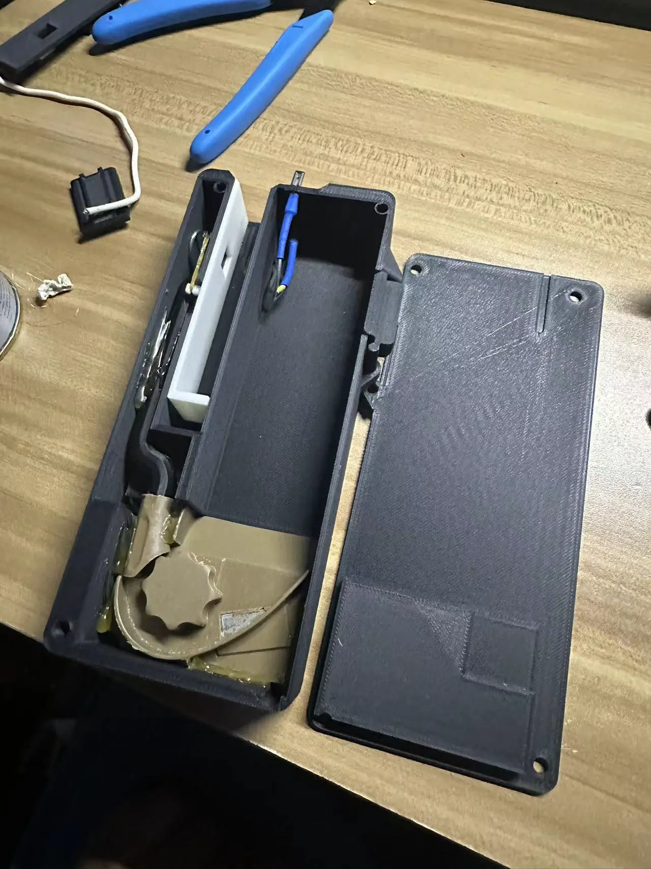 北青G17文具盒