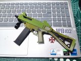 UMP45冲锋枪兵人模型包包挂饰钥匙扣-1