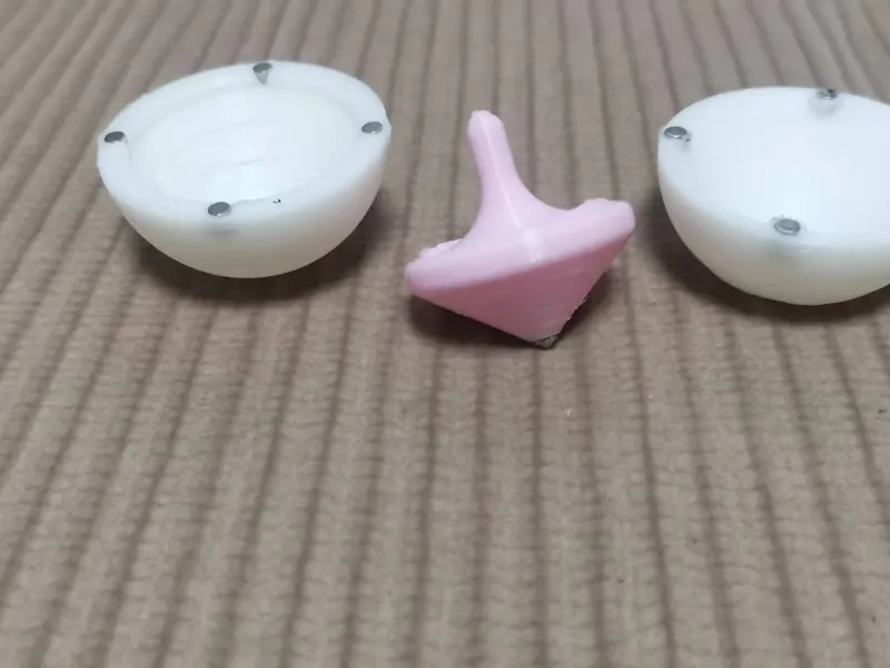 带收藏盒的小陀螺