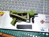 UMP45冲锋枪兵人模型包包挂饰钥匙扣-4