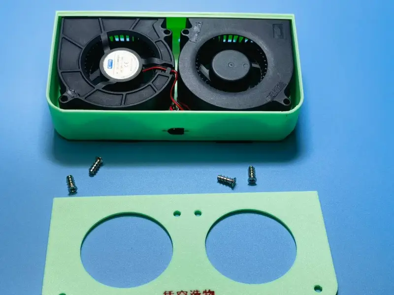 汽车车窗散热器