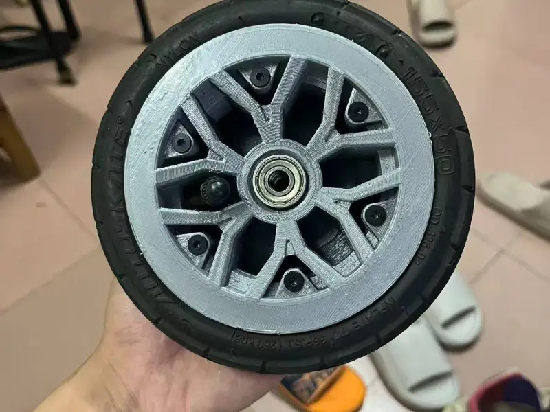 电动滑板轮胎配件