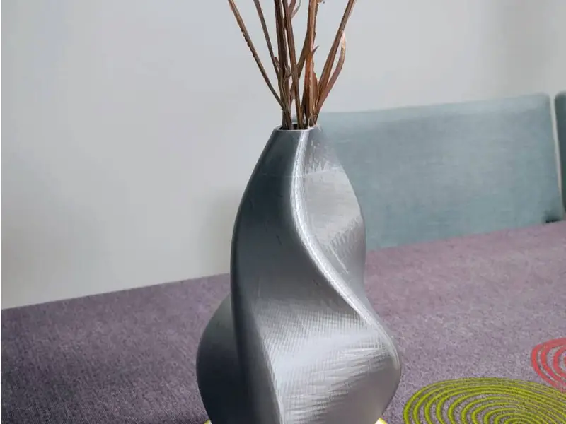 独特的造型花瓶