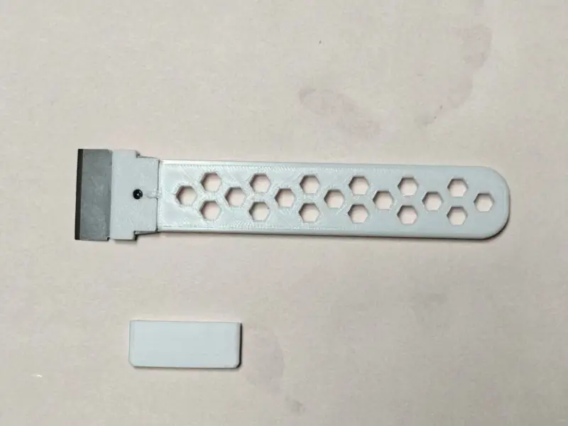 3d 打印机拆件铲刀带刀鞘（一次性修脚刀片版）