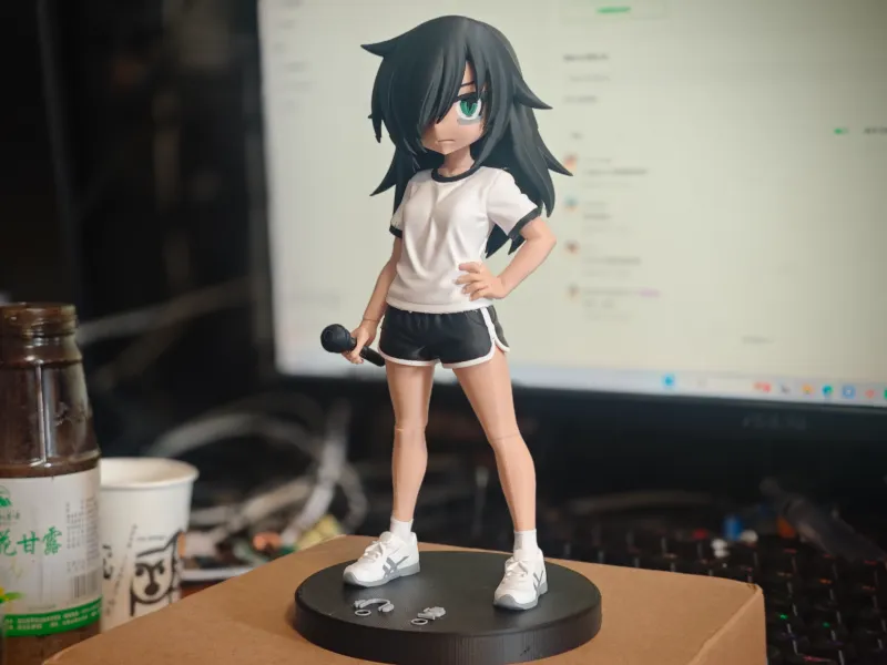 《我不受欢迎，怎么想都是你们的错!》黑木智子 小丧 站姿 手办 高18cm 多色打印 CFS