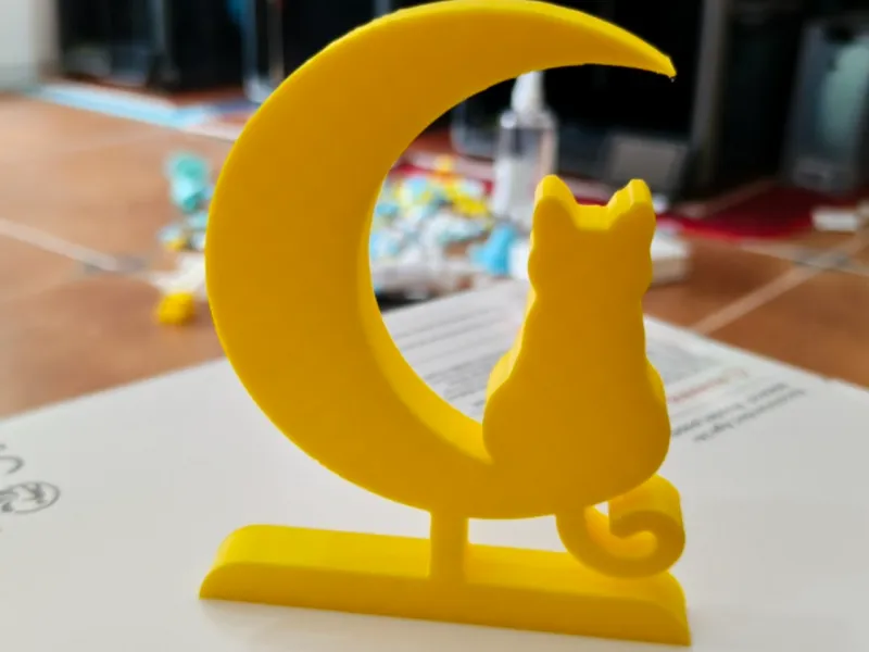 小猫带底座