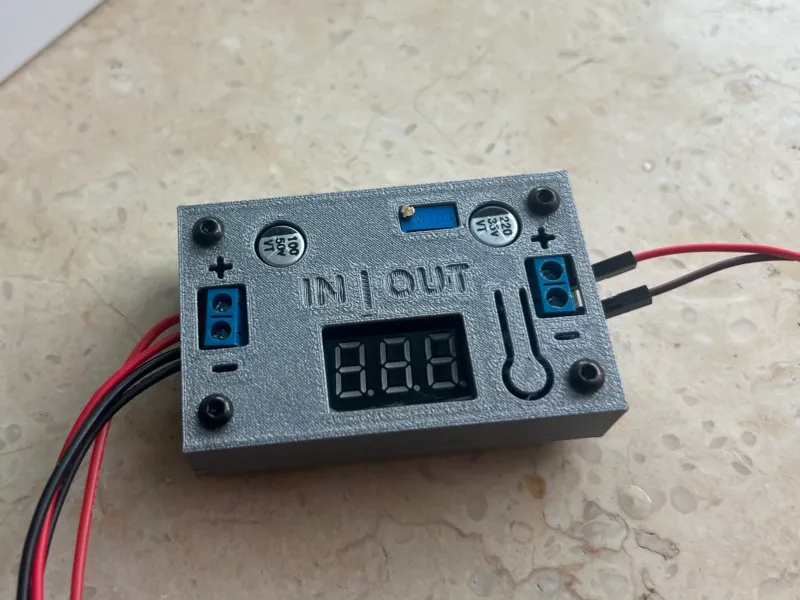 LM2596S带数显降压模块外壳