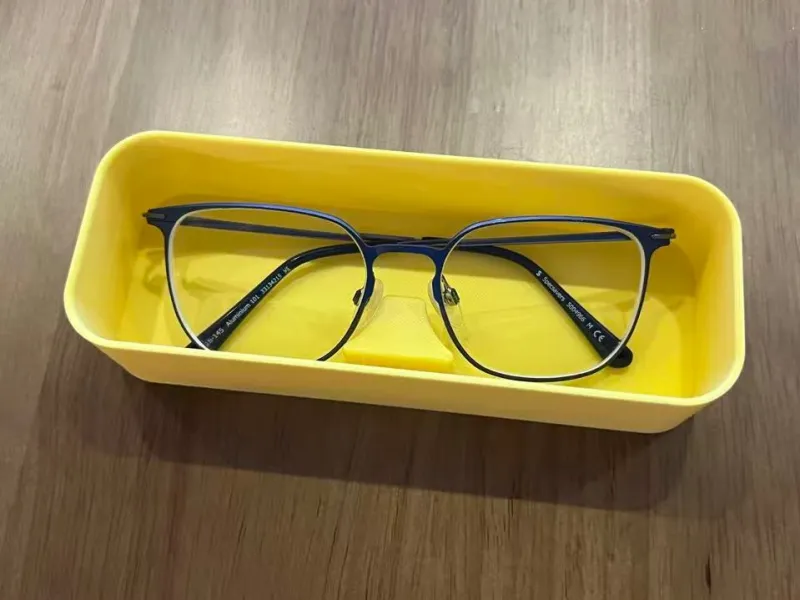 眼镜盒