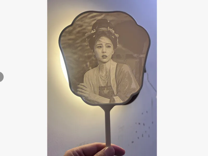 白鹿 莫离扇子 2把 透光浮雕芭蕉扇 演员 明星 剧照