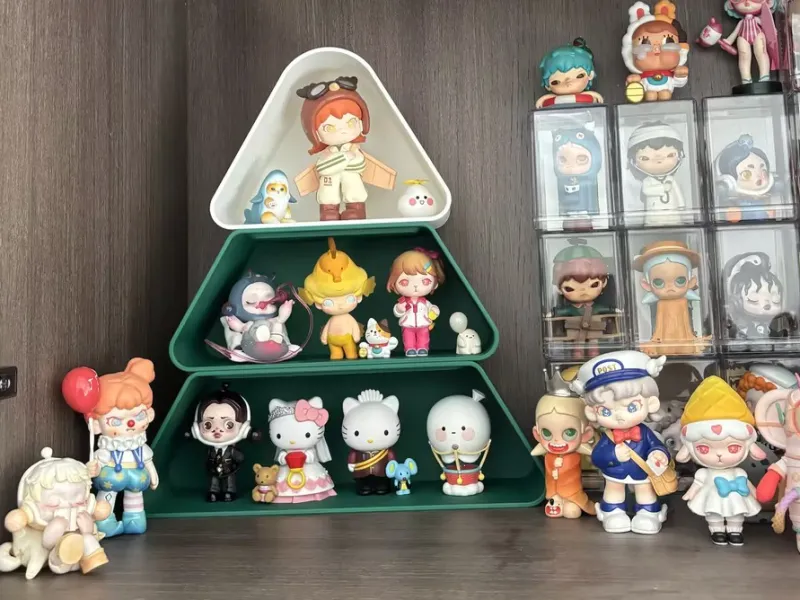 雪顶圣诞树造型盲盒手办收纳展示架