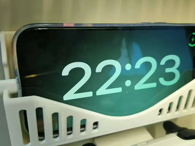 iPhone躺躺盒，非常慵懒的小盒子可以让你的手机在里面睡大觉