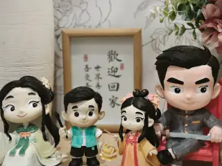 使用CubeMe生成了我们一家4口的Q版模型，太可爱了