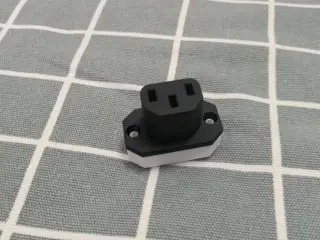 品字插头转接后盖