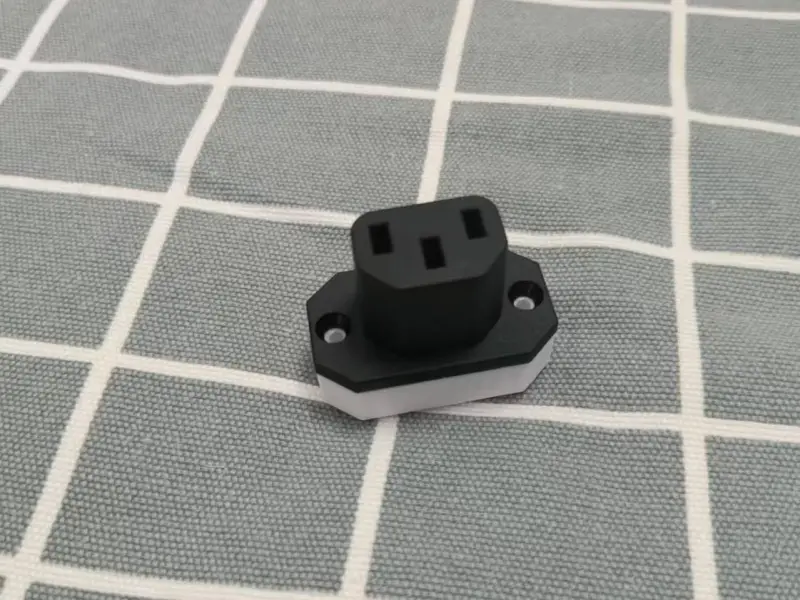 品字插头转接后盖