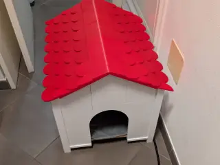 Dog House Customizable