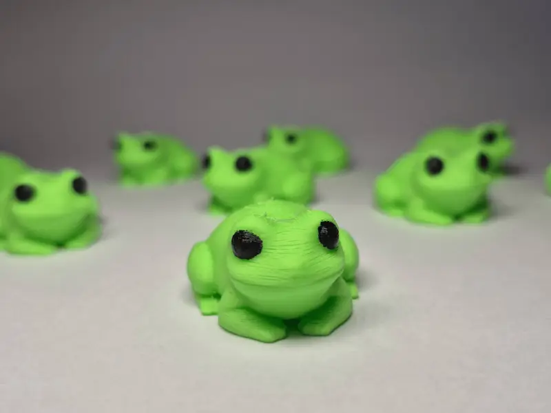 Mini Magnet Frogs!