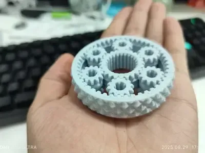 指尖旋转陀螺
