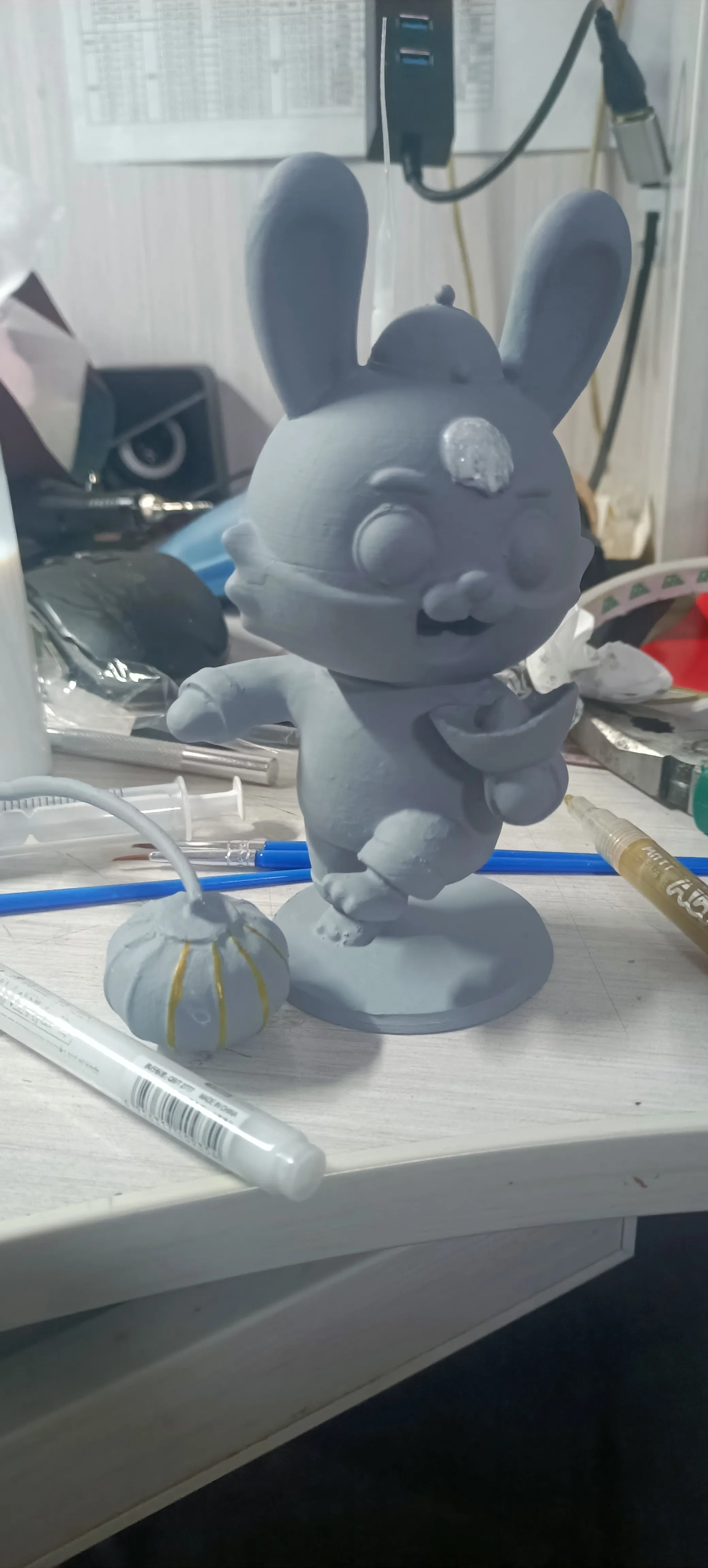 大红灯笼肩上扛-0