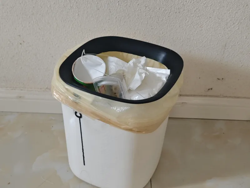 垃圾桶